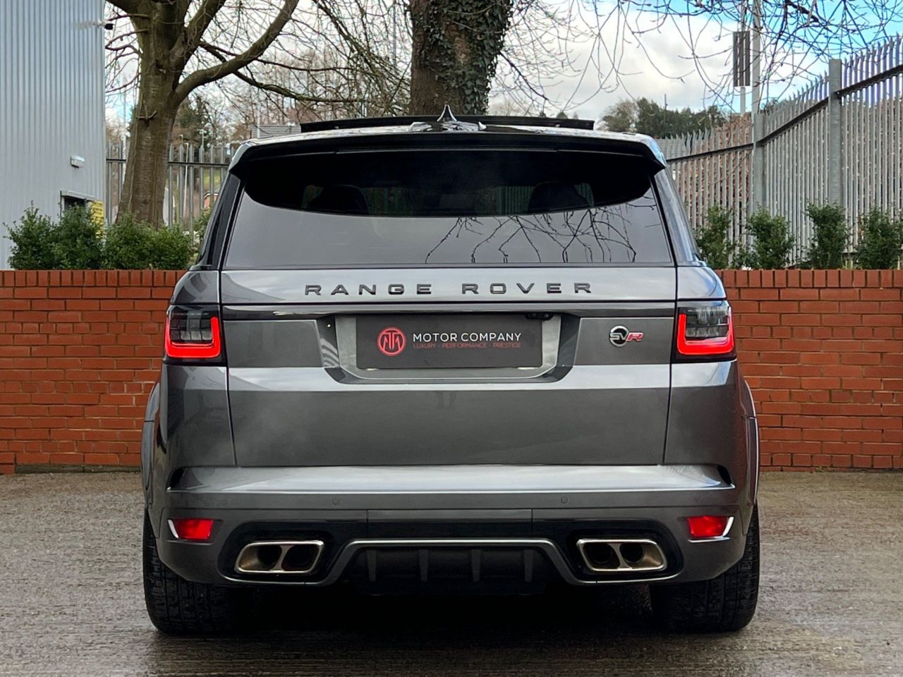 2018 68 LAND ROVER RANGE ROVER SPORT 5.0 P575 V8 SVR Auto 4WD (s/s) 5dr
