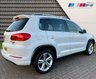 USED 2015 65 VOLKSWAGEN TIGUAN 2.0 R LINE TDI BLUEMOTION TECHNOLOGY 4MOTION 5d 148 BHP SATELITE NAVIGATION & PARK ASSIST