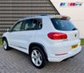 USED 2015 65 VOLKSWAGEN TIGUAN 2.0 R LINE TDI BLUEMOTION TECHNOLOGY 4MOTION 5d 148 BHP SATELITE NAVIGATION & PARK ASSIST