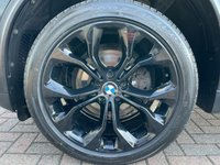 USED 2013 63 BMW X5 3.0 XDRIVE30D SE 5d 255 BHP OVER &pound;10,700 WORTH OF EXTRAS
