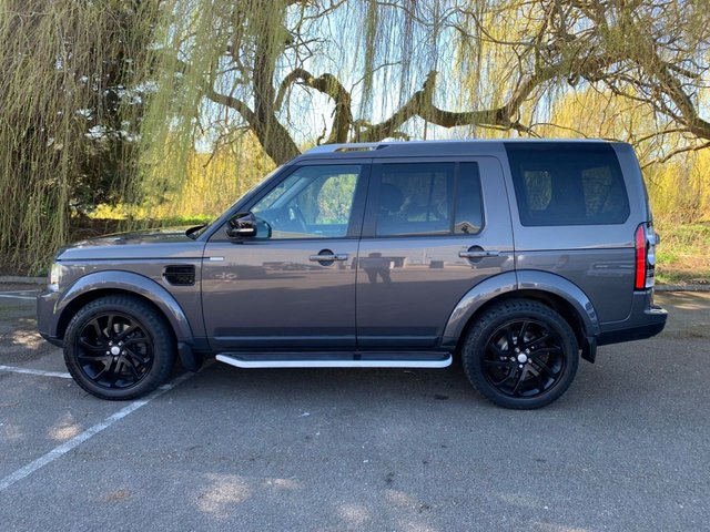 View our LAND ROVER DISCOVERY