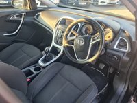 USED 2011 61 VAUXHALL ASTRA 1.4 SRI 5d 98 BHP VAUXHALL ASTRA 1.4 SRI 5d 98 BHP