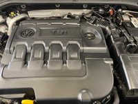 USED 2017 67 VOLKSWAGEN GOLF 1.6 SE NAVIGATION TDI BLUEMOTION TECHNOLOGY 5d 114 BHP 