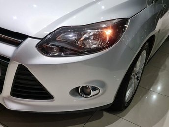 2011 FORD FOCUS
