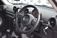 USED 2016 66 MINI COUNTRYMAN 1.6 COOPER 5d 122 BHP CHILLI PACK FULL MINI SERVICE HISTORY BLACK PK