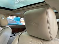 USED 2010 10 JAGUAR XJ 3.0 D V6 PORTFOLIO LWB 4d 275 BHP 