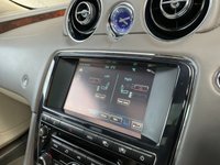 USED 2010 10 JAGUAR XJ 3.0 D V6 PORTFOLIO LWB 4d 275 BHP 