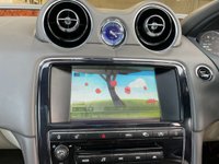 USED 2010 10 JAGUAR XJ 3.0 D V6 PORTFOLIO LWB 4d 275 BHP 