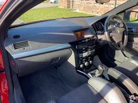 USED 2010 10 VAUXHALL ASTRA 2.0 VXR 3d 240 BHP 