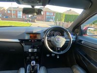 USED 2010 10 VAUXHALL ASTRA 2.0 VXR 3d 240 BHP 