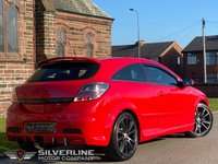 USED 2010 10 VAUXHALL ASTRA 2.0 VXR 3d 240 BHP 