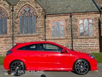 USED 2010 10 VAUXHALL ASTRA 2.0 VXR 3d 240 BHP 