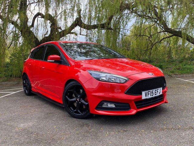 2015 15 Ford Focus 2.0 ST-2 TDCI 5d 183 BHP