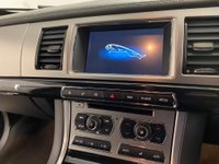 USED 2014 14 JAGUAR XF 2.2 D R-SPORT SPORTBRAKE 5d 200 BHP R - Sport