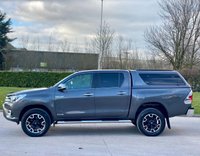 USED 2017 17 TOYOTA HI-LUX 2.4 INVINCIBLE X 4WD D-4D DCB 148 BHP 