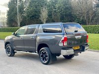 USED 2017 17 TOYOTA HI-LUX 2.4 INVINCIBLE X 4WD D-4D DCB 148 BHP 