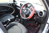 USED 2012 62 MINI COUNTRYMAN 1.6 COOPER 5d 122 BHP www.suffolkcarcentre.co.uk - Located at Reydon