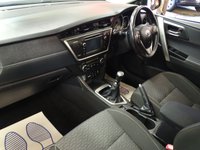 USED 2015 D TOYOTA AURIS 1.4 D-4D ICON PLUS 5d 89 BHP SATNAV.......HEATED SEATS