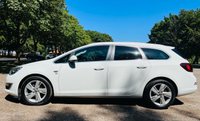 USED 2013 63 VAUXHALL ASTRA DIESEL SPORTS TOURER SRI 2.0 CDTI AUTOMATIC ESTATE  * AUTOMATIC *