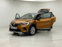 USED 2020 20 RENAULT CAPTUR 1.3 ICONIC TCE 5d 129 BHP Satnav, bluetooth & DAB