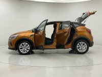 USED 2020 20 RENAULT CAPTUR 1.3 ICONIC TCE 5d 129 BHP Satnav, bluetooth & DAB