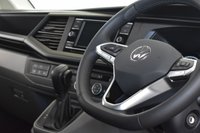 USED 2020 70 VOLKSWAGEN TRANSPORTER T6.1 T32 2.0 TDI 199PS 4MOTION DSG HIGHLINE KOMBI SWB Elec Doors, Htd Seats, Rev Cam