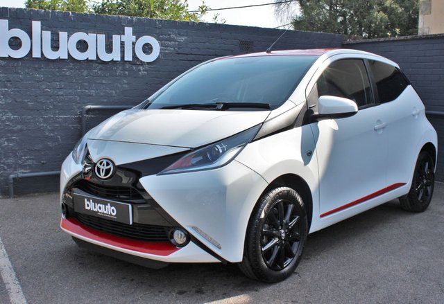 2017 67 Toyota Aygo 1.0 VVT-I X-PRESS 5d 69 BHP