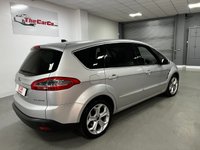 USED 2012 12 FORD S-MAX 2.0 TITANIUM TDCI 5d 138 BHP * PRIVACY * CLIMATE *  7 SEATS * LEATHER * NAVIGATION * PARKING SENSORS * 18 INCH ALLOY WHEELS *