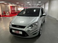 USED 2012 12 FORD S-MAX 2.0 TITANIUM TDCI 5d 138 BHP * PRIVACY * CLIMATE *  7 SEATS * LEATHER * NAVIGATION * PARKING SENSORS * 18 INCH ALLOY WHEELS *