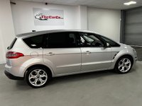 USED 2012 12 FORD S-MAX 2.0 TITANIUM TDCI 5d 138 BHP * PRIVACY * CLIMATE *  7 SEATS * LEATHER * NAVIGATION * PARKING SENSORS * 18 INCH ALLOY WHEELS *