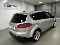 USED 2012 12 FORD S-MAX 2.0 TITANIUM TDCI 5d 138 BHP * PRIVACY * CLIMATE *  7 SEATS * LEATHER * NAVIGATION * PARKING SENSORS * 18 INCH ALLOY WHEELS *