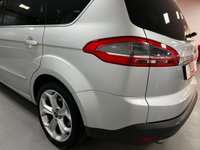 USED 2012 12 FORD S-MAX 2.0 TITANIUM TDCI 5d 138 BHP * PRIVACY * CLIMATE *  7 SEATS * LEATHER * NAVIGATION * PARKING SENSORS * 18 INCH ALLOY WHEELS *
