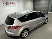 USED 2012 12 FORD S-MAX 2.0 TITANIUM TDCI 5d 138 BHP * PRIVACY * CLIMATE *  7 SEATS * LEATHER * NAVIGATION * PARKING SENSORS * 18 INCH ALLOY WHEELS *