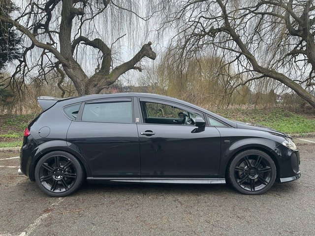 View our SEAT LEON