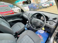 USED 2010 10 HYUNDAI I10 1.2 COMFORT AUTOMATIC Rare Low Mileage 5 door petrol Automatic