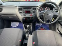 USED 2010 60 KIA RIO 1.4 2 5d 96 BHP Superb 1.4 Economical 5 door hatchback