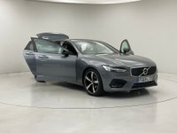 USED 2020 69 VOLVO S90 2.0 T4 R-DESIGN PLUS 4d 188 BHP WINTER PACK/REAR CAMERA