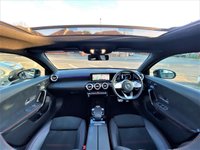 USED 2018 68 MERCEDES-BENZ A-CLASS 1.3 A 200 AMG LINE PREMIUM PLUS 5d 161 BHP ** TOP SPEC MODEL **