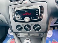 USED 2010 10 FORD FOCUS 1.6 TITANIUM AUTOMATIC Top Spec Titanium Automatic petrol