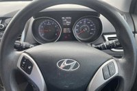 USED 2016 16 HYUNDAI I30 1.6 S 5d 118 BHP AIR CON+BLUETOOTH