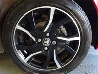 USED 2014 14 TOYOTA YARIS 1.3 VVT-I SPORT 5d 99 BHP * SATNAV *   PAN SUNROOF