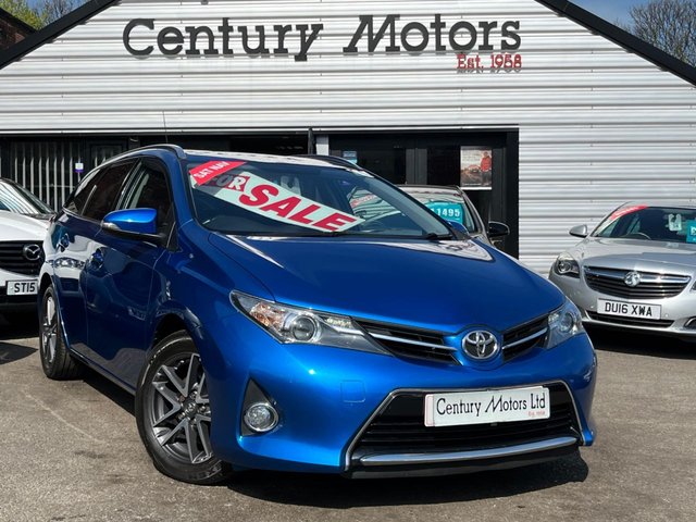 2014 64 Toyota Auris 1.6 VVT-i Icon PLUS Touring Sports 5dr - HEATED SEATS