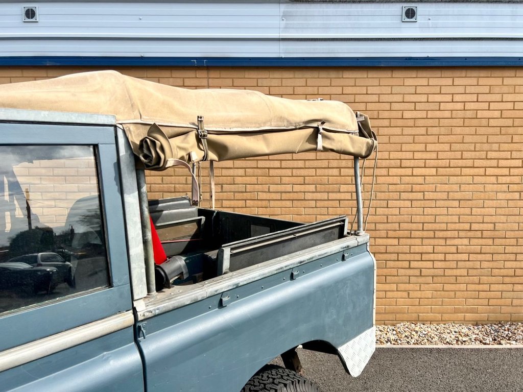 USED 1968 LAND ROVER SERIES 2 A 88 // V8 // 3500 // Rag Top // px swap 