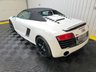 USED 2010 R AUDI R8 5.2 SPYDER V10 QUATTRO 2d 518 BHP FSH / HEATED SEATS / MEGA SPEC