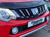 USED 2017 17 MITSUBISHI L200 2.4 DI-D 4WD WARRIOR DCB 178 BHP NO VAT+STUNNING EXAMPLE IN EXCELLENT CONDITION+FULL LEATHER+SATELLITE NAVIGATION+BLUETOOTH+MOUNTAIN ROLL TOP COVER+MOT MARCH 23+READY TO DRIVE AWAY TODAY+FINANCE AND EXTENDED WARRANTY AVAILABLE ON THIS USED VEHICLE!!!!!!