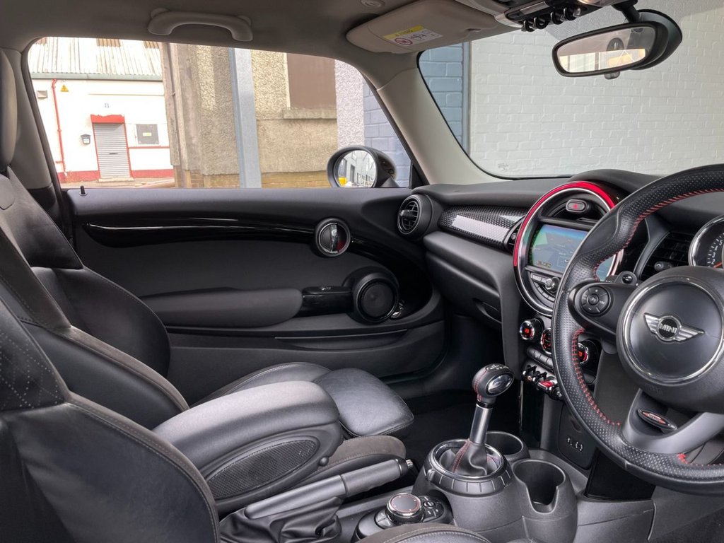 USED 2016 65 MINI HATCH COOPER 2.0 COOPER S 3d 189 BHP 