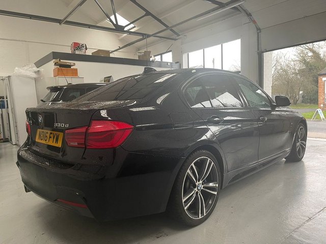 View our BMW 3 SERIES