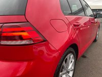 USED 2017 67 VOLKSWAGEN GOLF 2.0 GT TDI BLUEMOTION TECHNOLOGY 5d 148 BHP 2 FORMER KEEPERS FROM NEW+FULL SERVICE HISTORY+JUST SERVICED A FEW MILES AGO+STUNNING EXAMPLE+READY TO DRIVE AWAY TODAY+FINANCE AND EXTENDED WARRANTY AVAILABLE ON THIS USED VEHICLE!!!!!