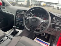 USED 2017 67 VOLKSWAGEN GOLF 2.0 GT TDI BLUEMOTION TECHNOLOGY 5d 148 BHP 2 FORMER KEEPERS FROM NEW+FULL SERVICE HISTORY+JUST SERVICED A FEW MILES AGO+STUNNING EXAMPLE+READY TO DRIVE AWAY TODAY+FINANCE AND EXTENDED WARRANTY AVAILABLE ON THIS USED VEHICLE!!!!!
