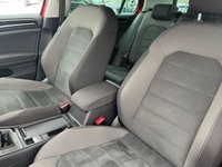 USED 2017 67 VOLKSWAGEN GOLF 2.0 GT TDI BLUEMOTION TECHNOLOGY 5d 148 BHP 2 FORMER KEEPERS FROM NEW+FULL SERVICE HISTORY+JUST SERVICED A FEW MILES AGO+STUNNING EXAMPLE+READY TO DRIVE AWAY TODAY+FINANCE AND EXTENDED WARRANTY AVAILABLE ON THIS USED VEHICLE!!!!!